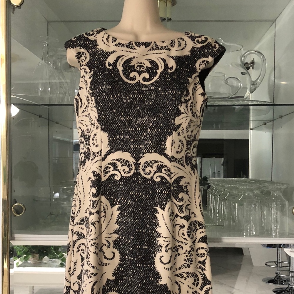 Classy Maggie London dress